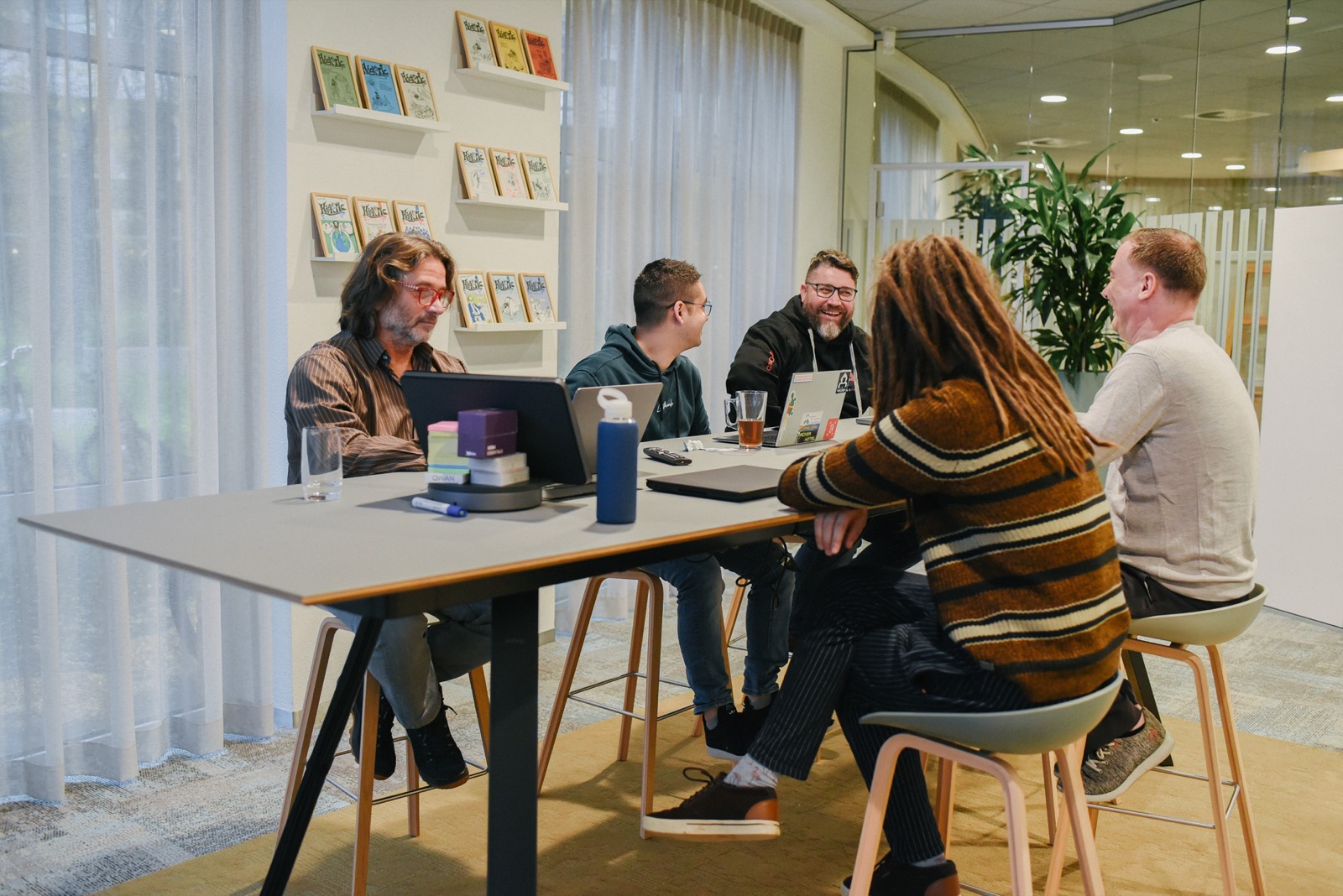 Rotterdam ofisinde birlikte çalışan Guardian360 ekibi